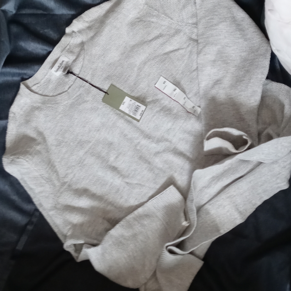 Mens XXL Henley top. - Picture 3 of 9